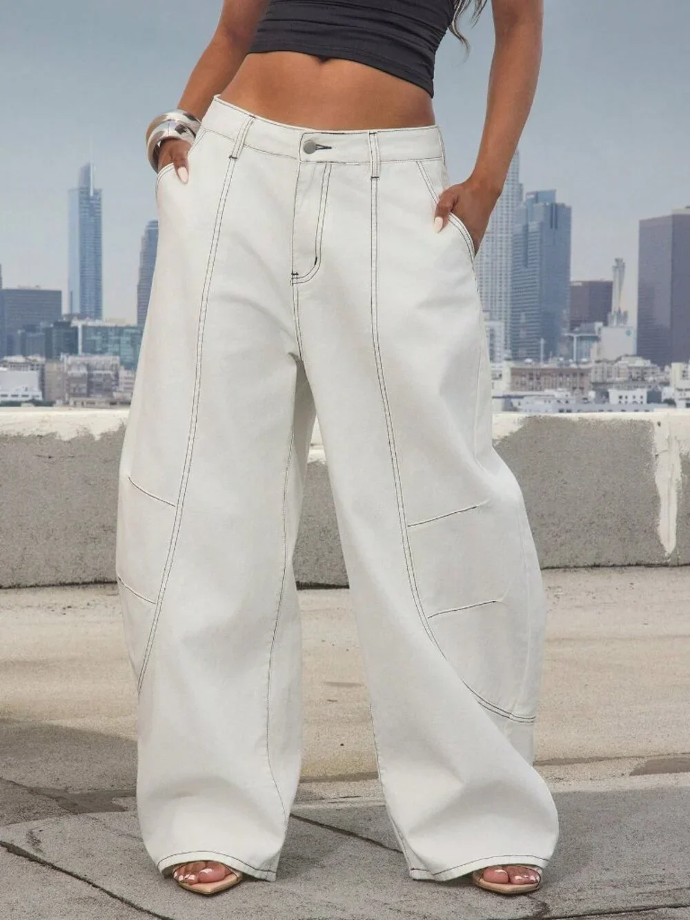 White Casual Women's Wide Barrel Leg Denim Jeans